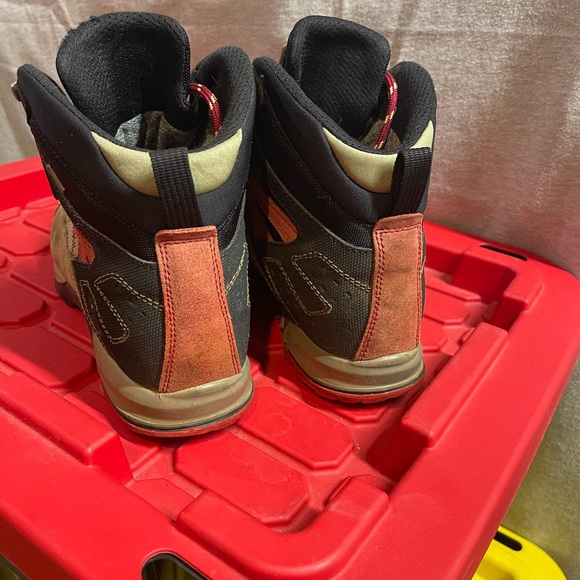 Asolo Furtive GTX Wide Boots - Tan and Black with Red Accents - Picture 2 of 5